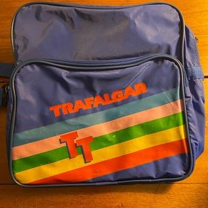 VINTAGE Trafalgar  Messenger Bag